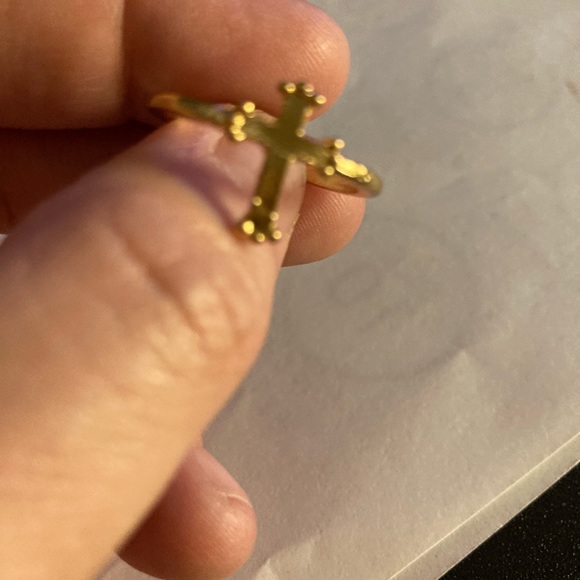Golden Cross ring - Picture 1 of 6